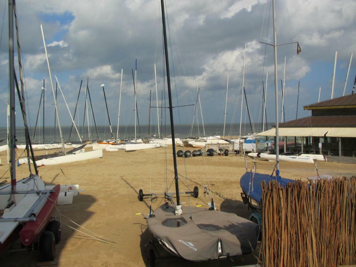 Malibu Beach Koksijde Exterior foto